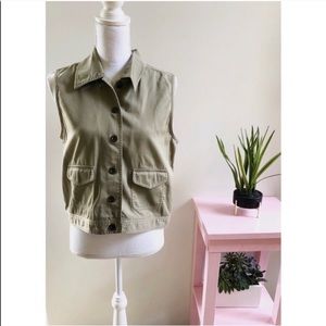 Tan Vest Villager Petite a Liz Claiborne Company